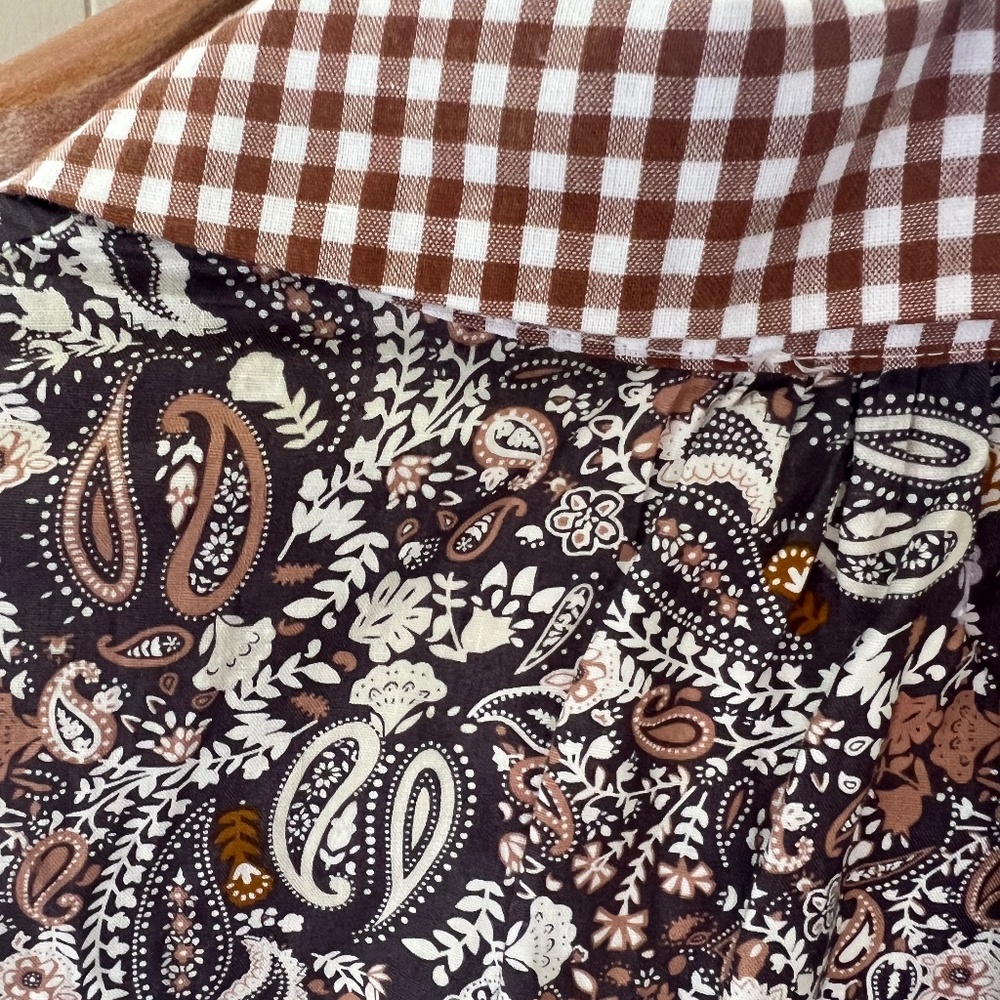 Great Spring/Summer Blouse - Picture 3 of 5